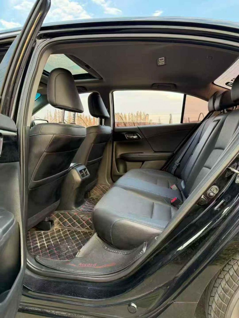 温州18年本田雅阁5