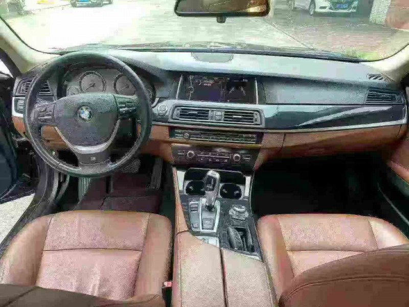 深圳15年宝马5系8