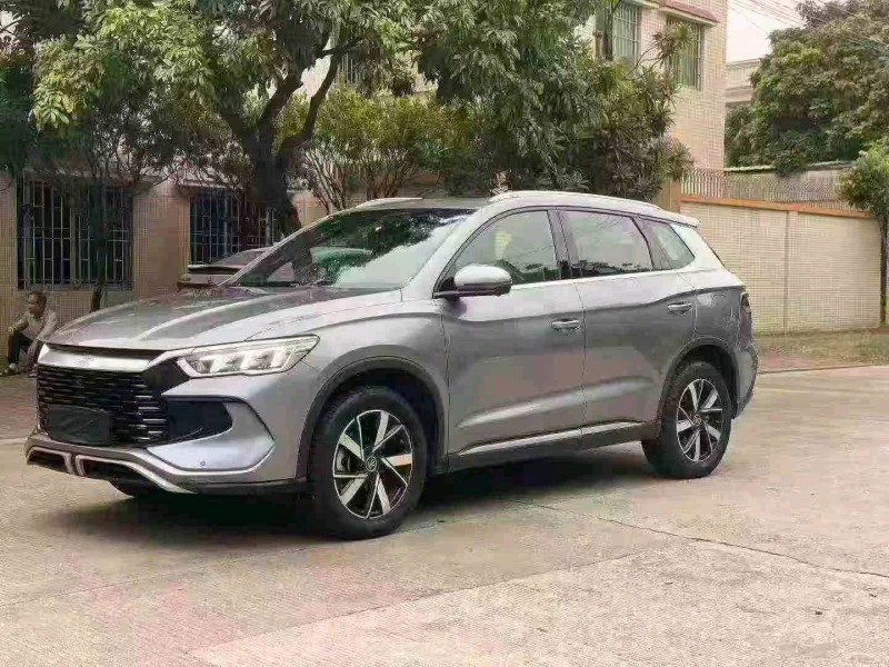 深圳22年比亚迪宋3