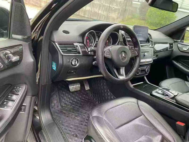 厦门19年奔驰GLE5