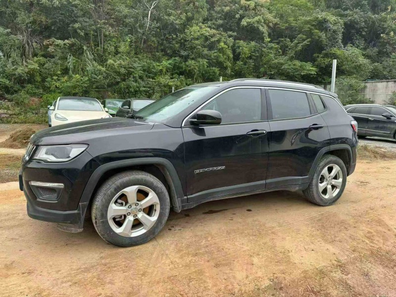 宜昌18年Jeep指南者3