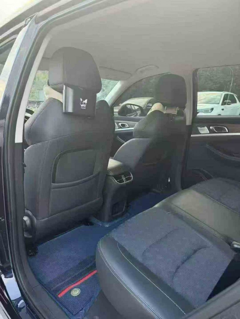 武汉23年创维EV64