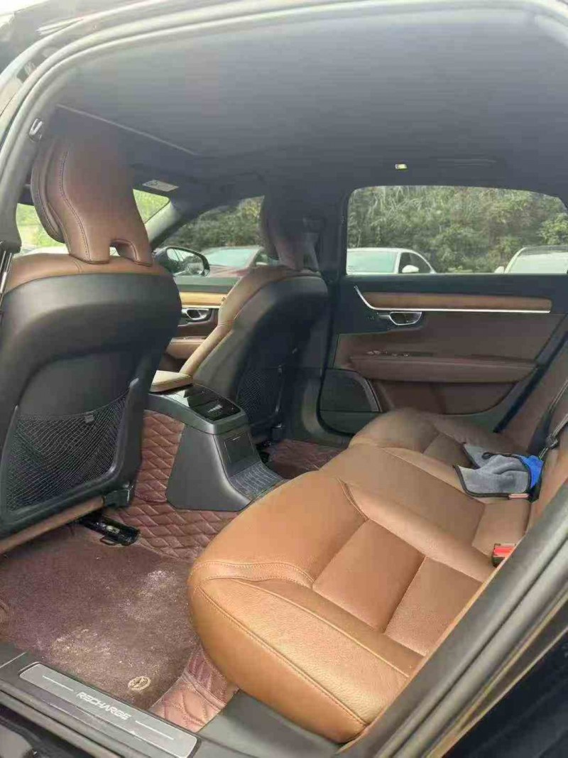 宜昌24年沃尔沃S904