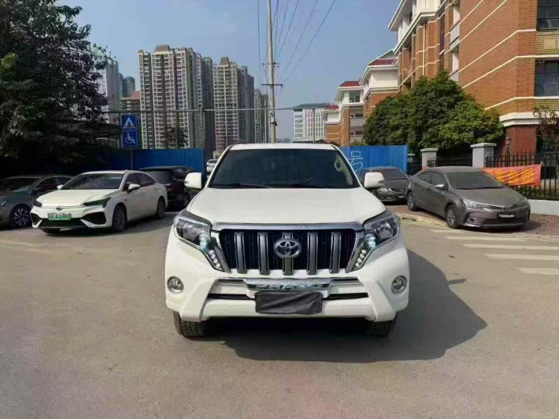 桂林13年丰田普拉多1