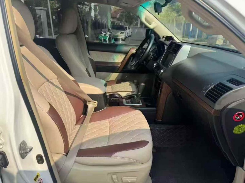 桂林13年丰田普拉多6