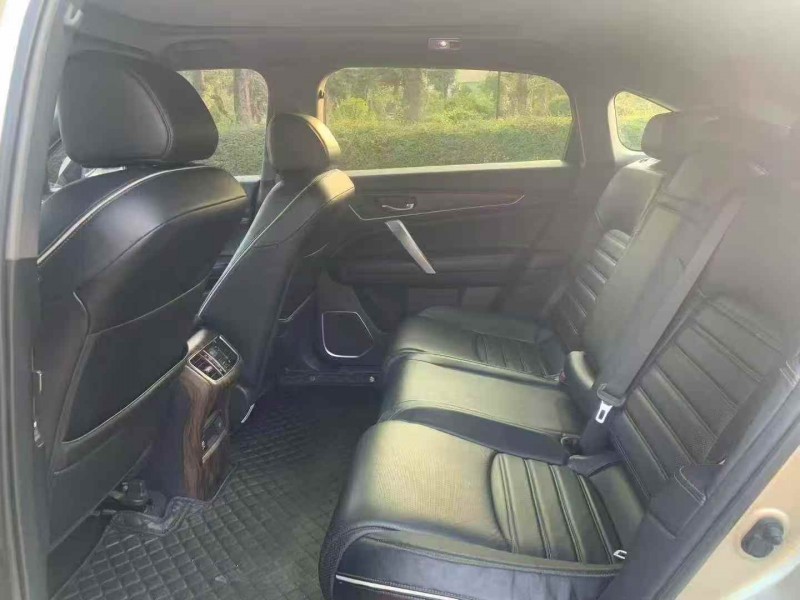 珠海17年本田URV5