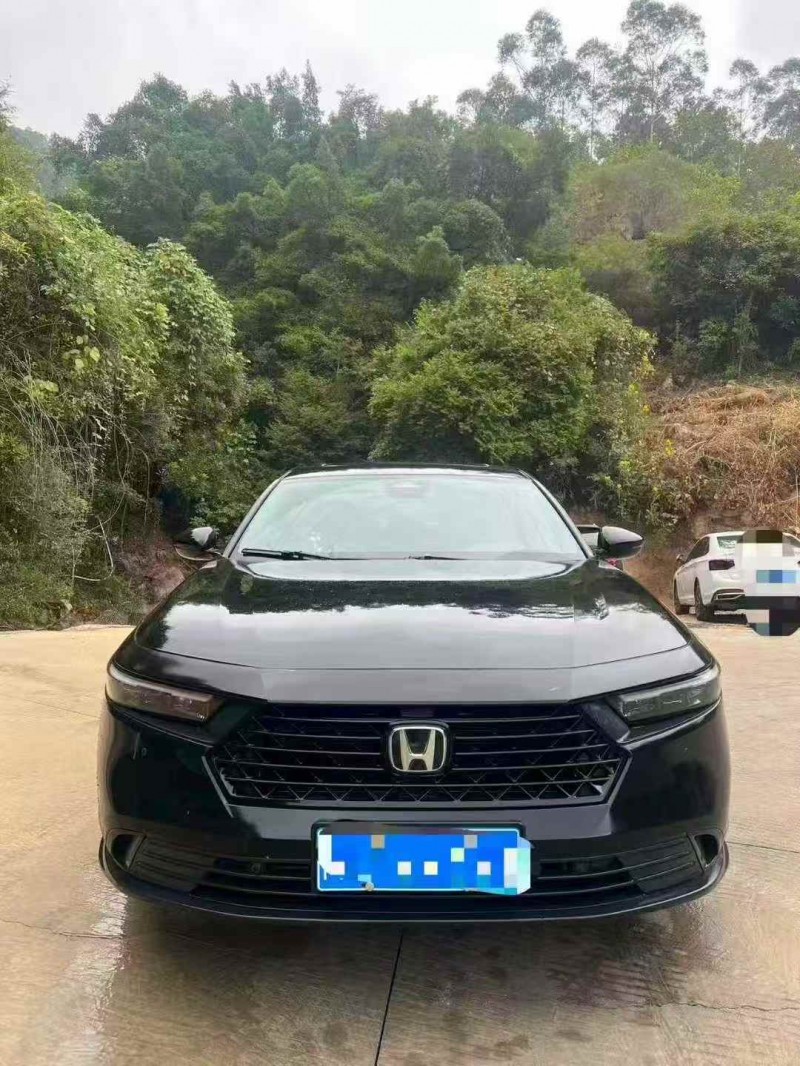 梧州25年本田雅阁1