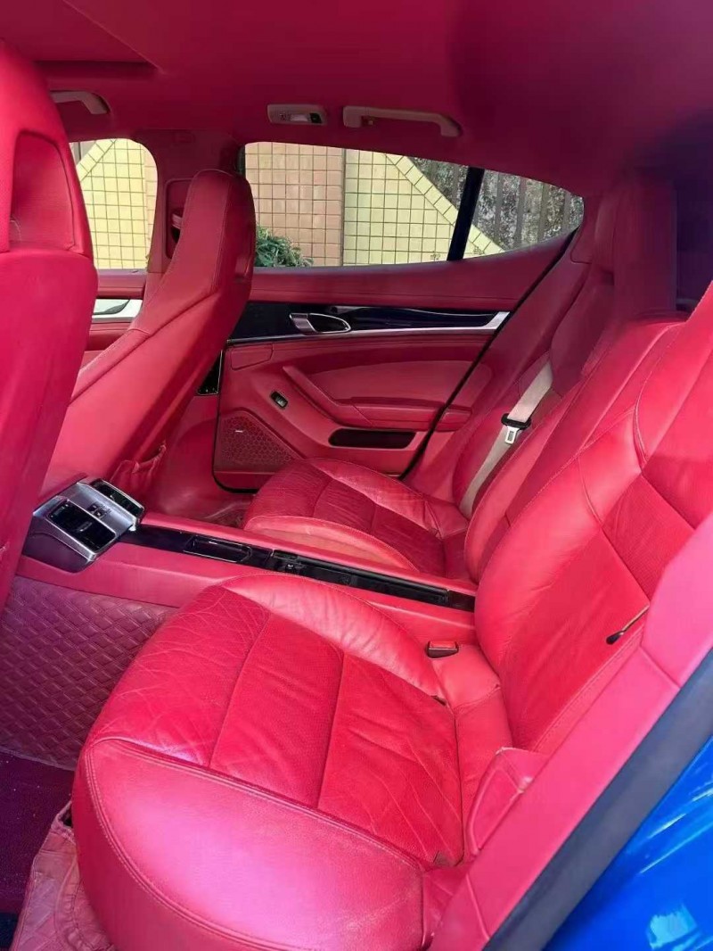 深圳13年保时捷帕拉梅拉5