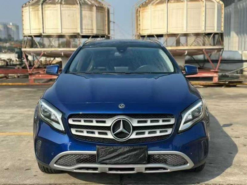 深圳19年奔驰GLA1