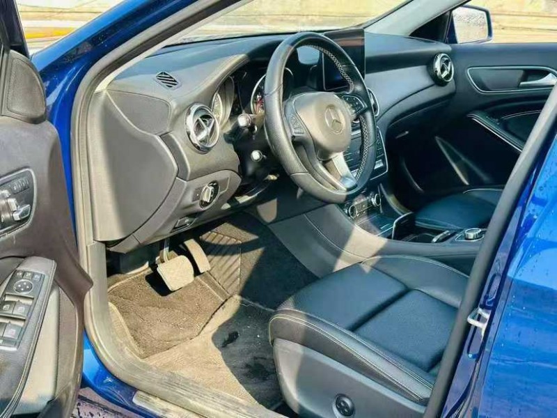 深圳19年奔驰GLA4