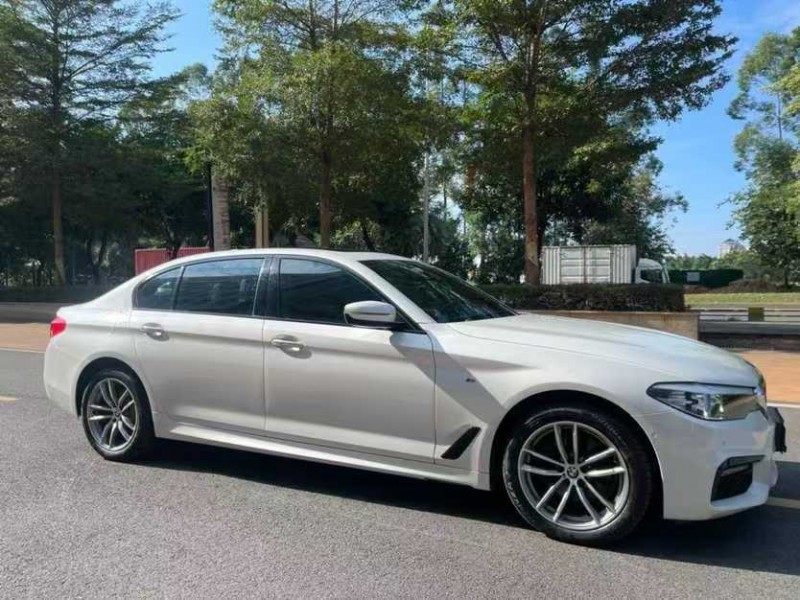 深圳18年宝马5系3