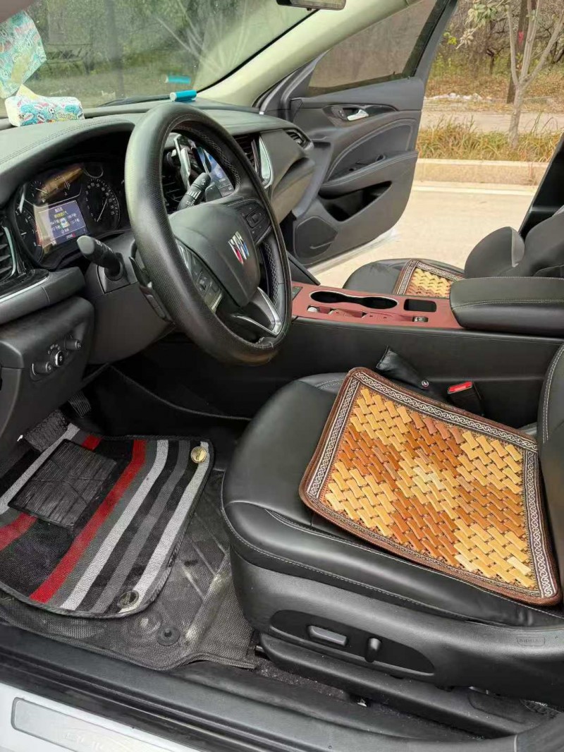 东营23年别克君威8