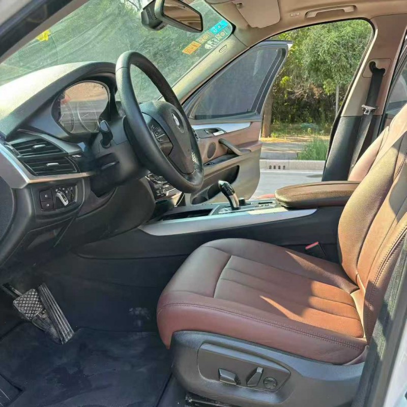 威海17年宝马X57