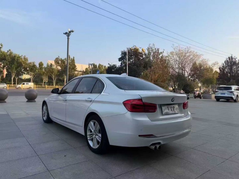 枣庄17年宝马3系9