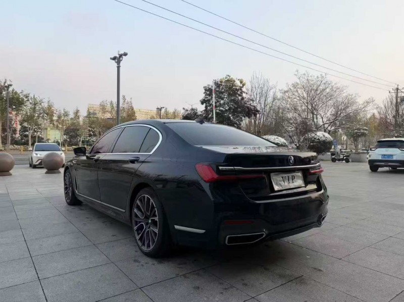 枣庄20年宝马7系8