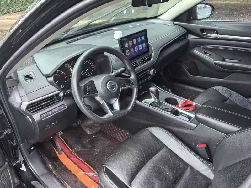 潍坊21年日产天籁4