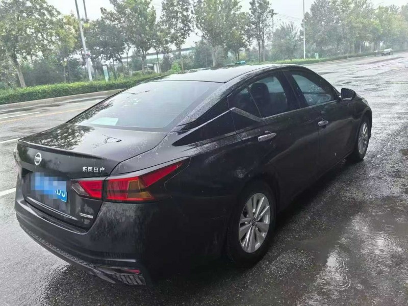 潍坊21年日产天籁8