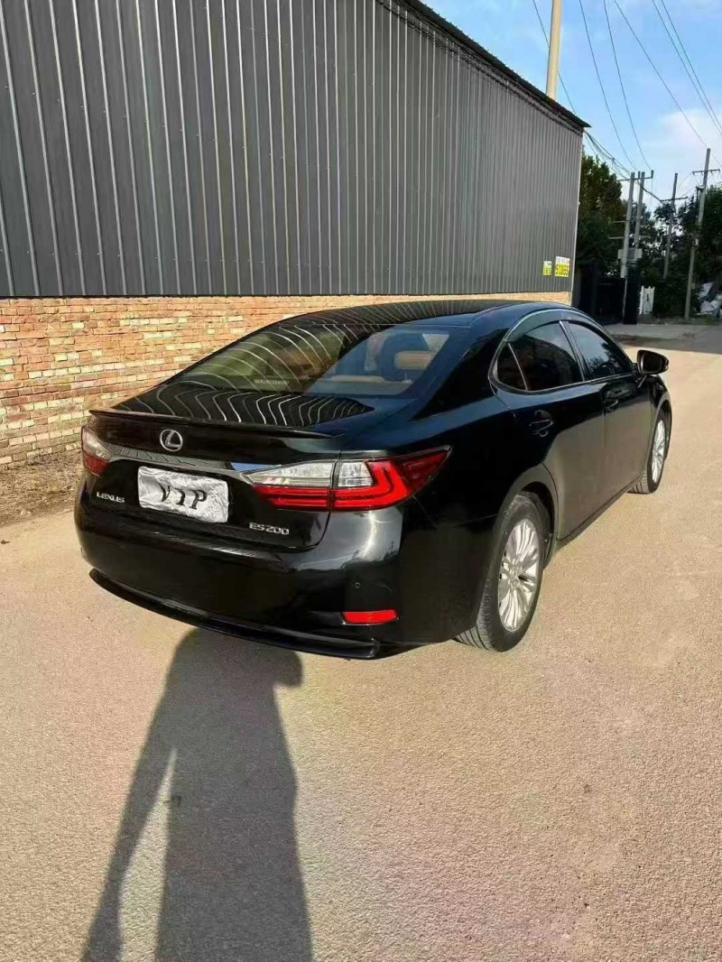 潍坊18年雷克萨斯ES7