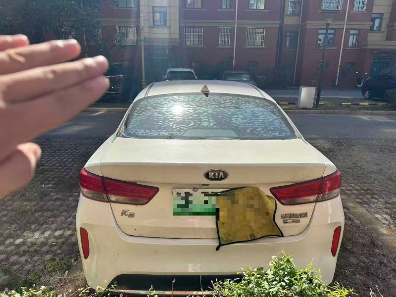 青岛19年起亚K59