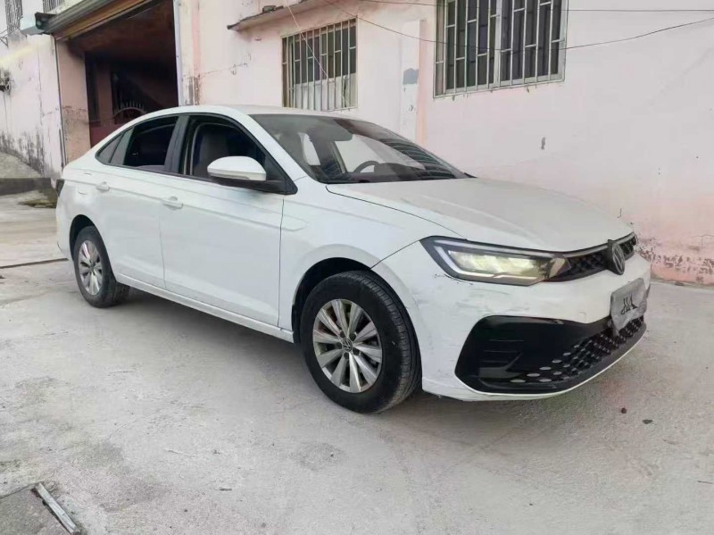 青岛24年大众朗逸2