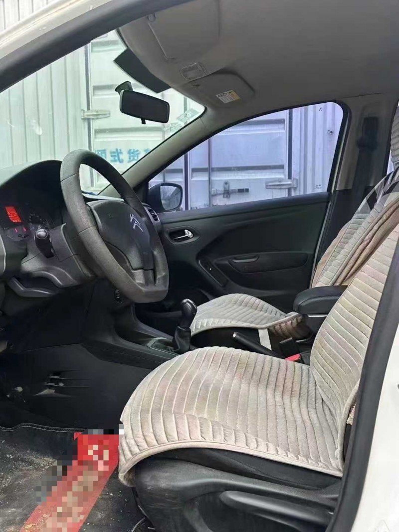 青岛17年雪铁龙爱丽舍6