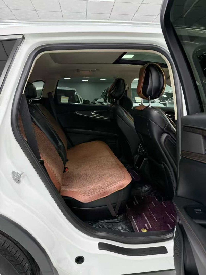 廊坊21年林肯航海家8