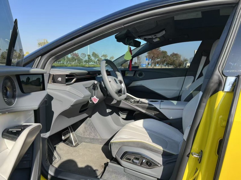 盐城23年路特斯ELETRE4