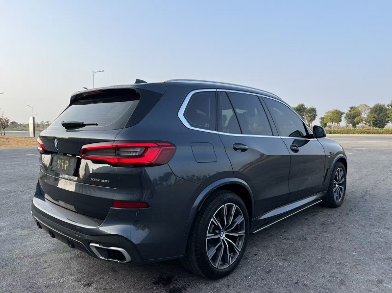 盐城19年宝马X58