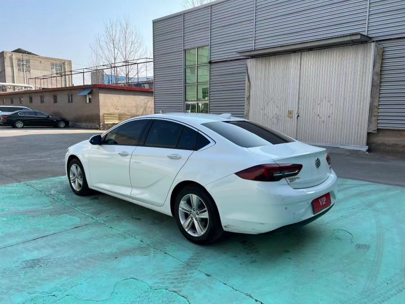 临沂19年别克君威8