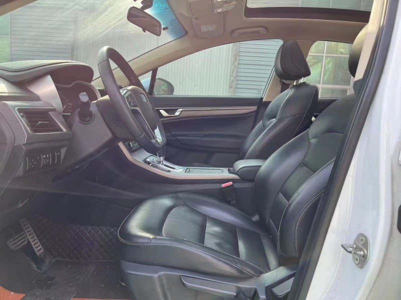 临沂17年吉利帝豪4