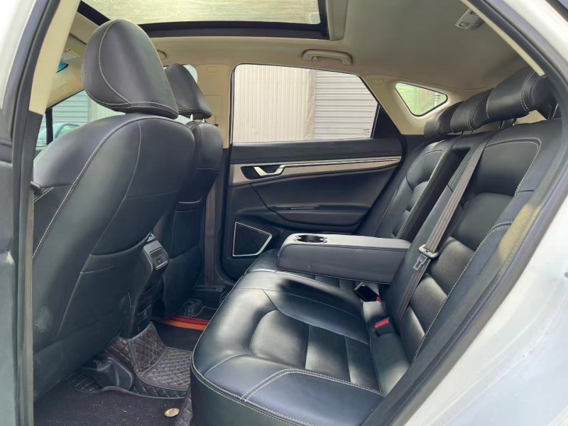 临沂17年吉利帝豪5