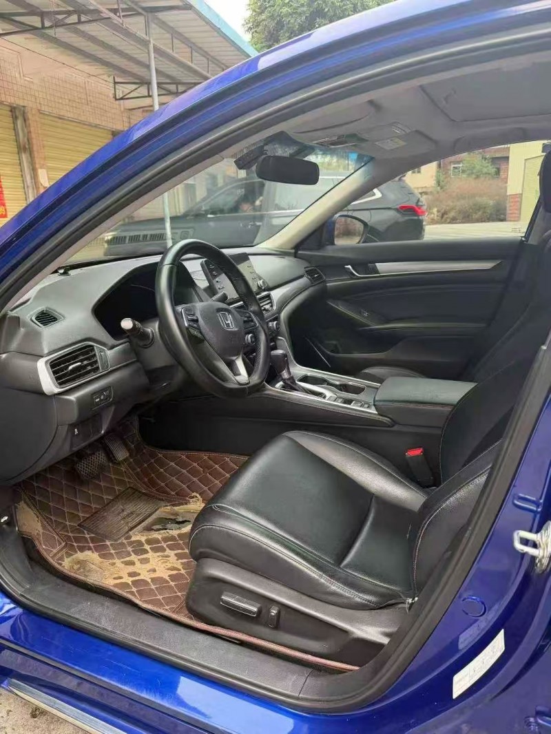 广州19年本田雅阁4