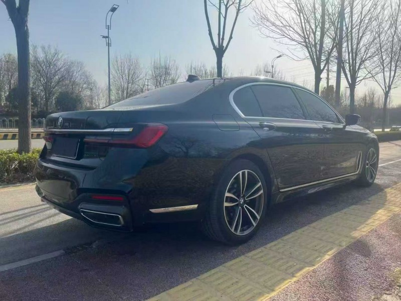 淄博22年宝马7系4