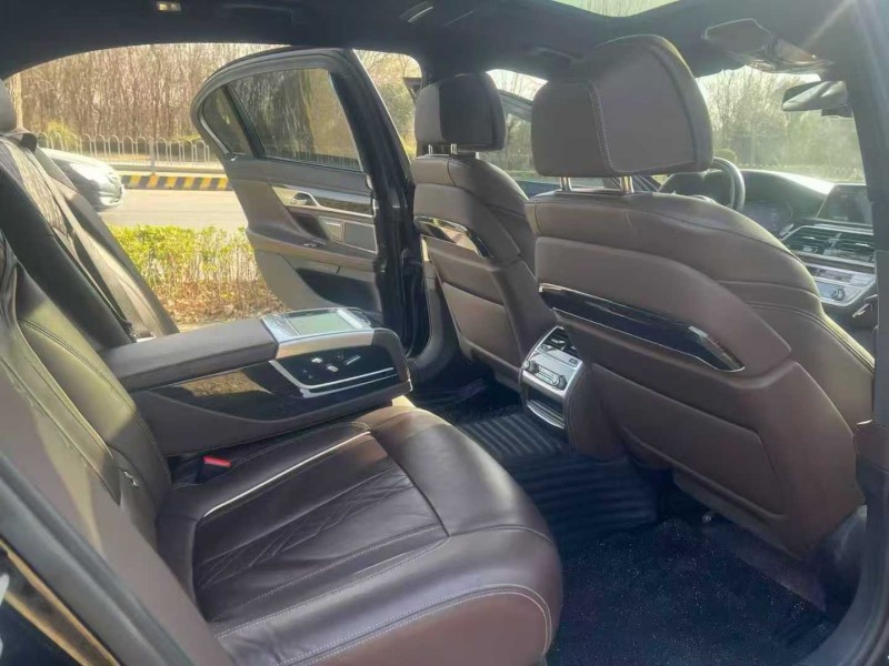 淄博22年宝马7系7