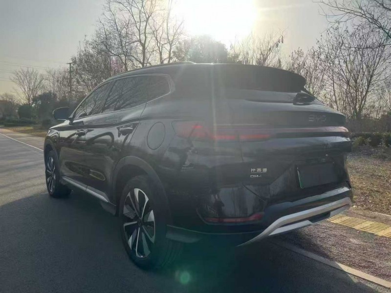 东营24年比亚迪宋8