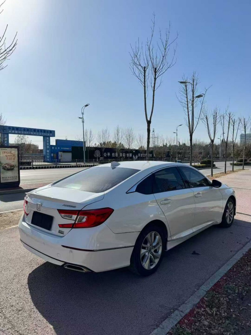 枣庄21年本田雅阁7
