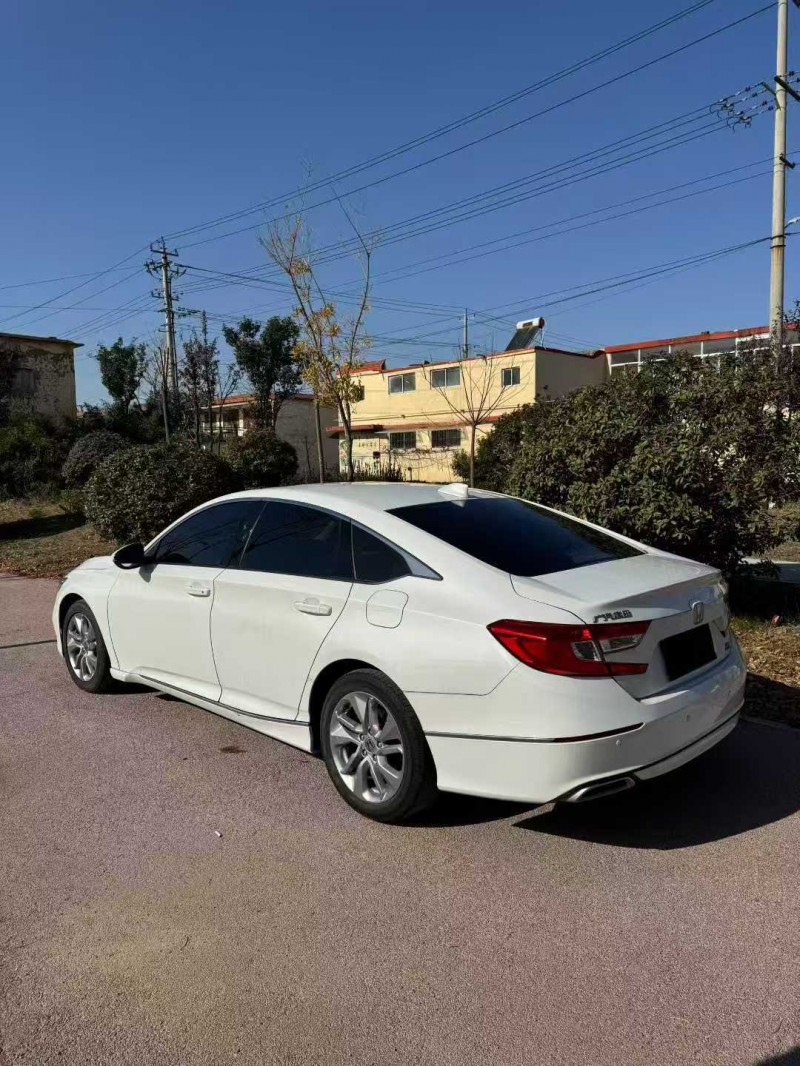 枣庄21年本田雅阁8