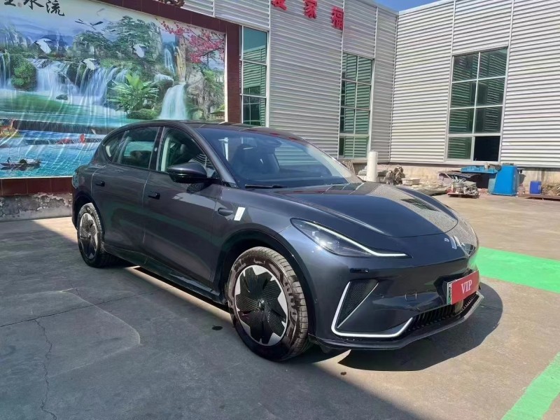 临沂25年智己LS73