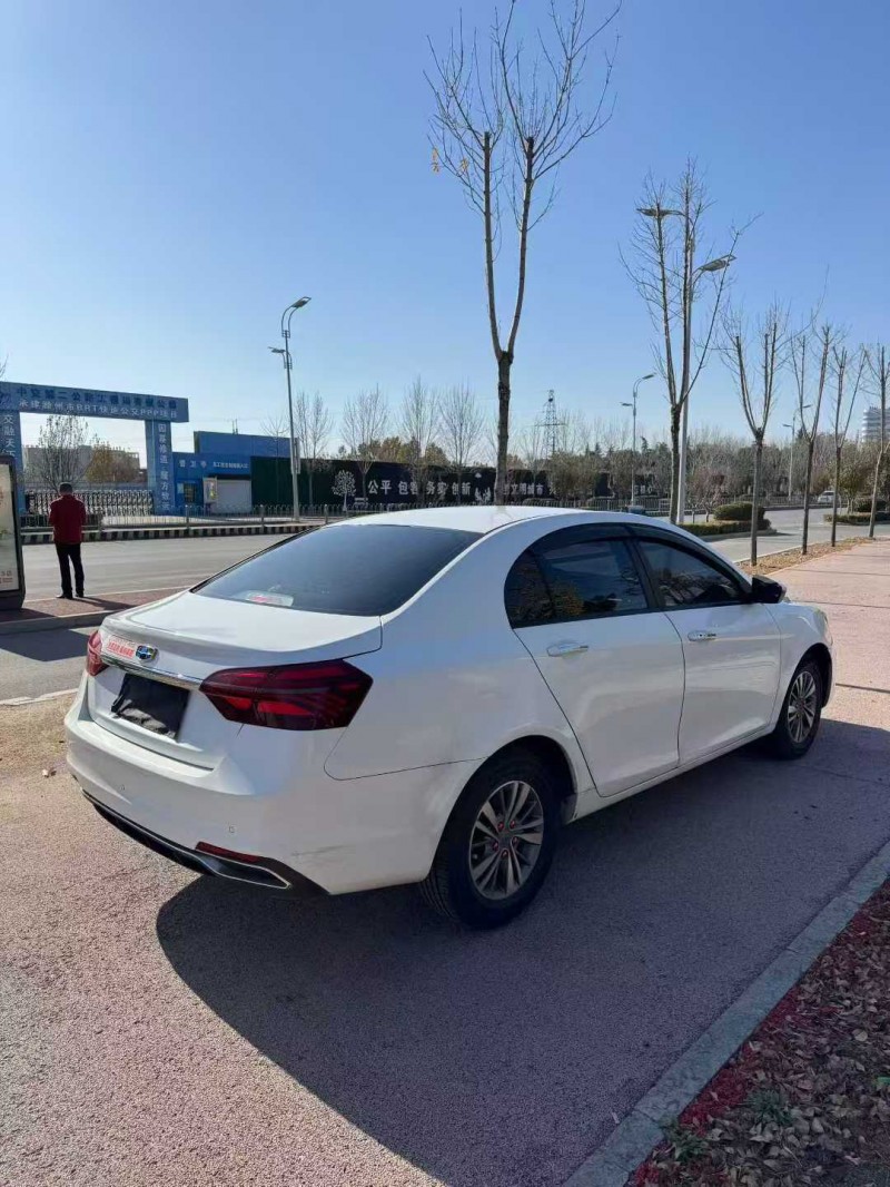 枣庄19年吉利帝豪7