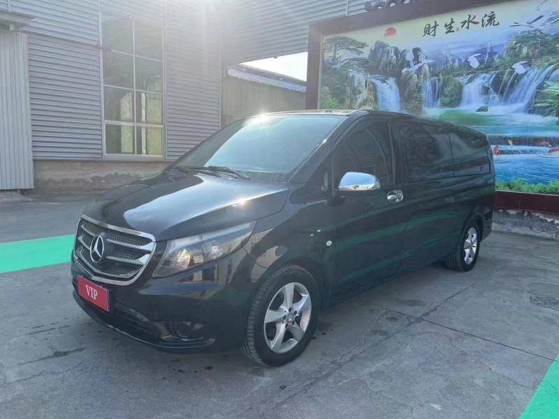 临沂17年奔驰威霆2