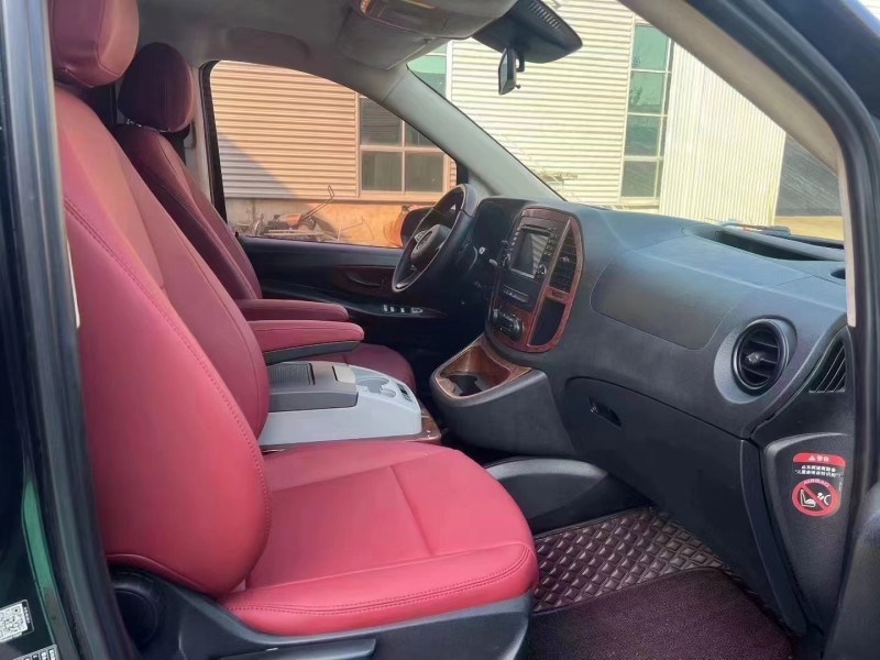 临沂17年奔驰威霆4