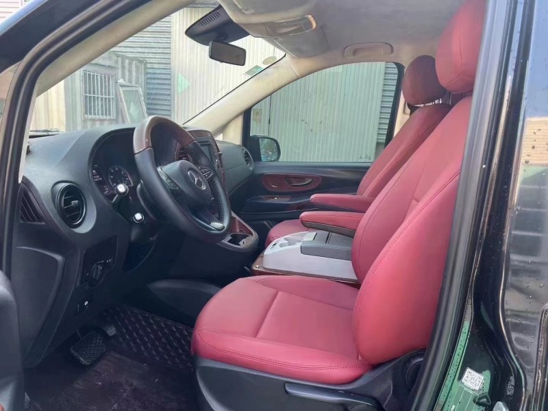 临沂17年奔驰威霆6