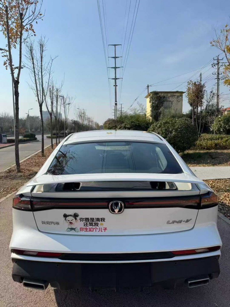 淄博25年长安汽车UNI9