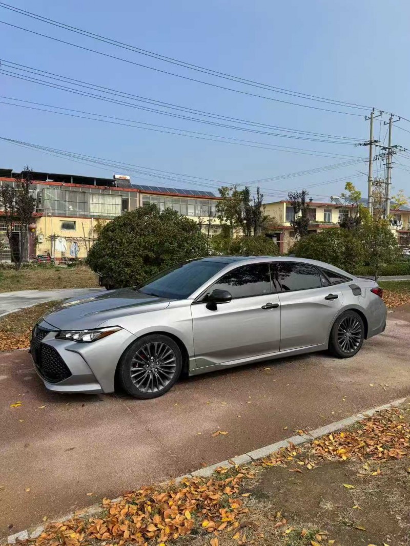 济宁19年丰田亚洲龙2