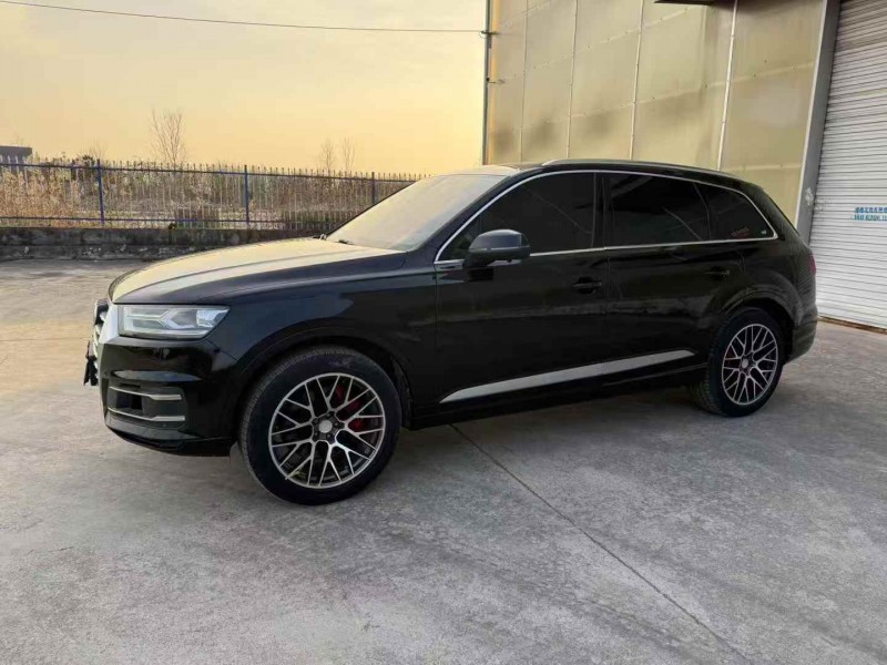 徐州16年奥迪Q73