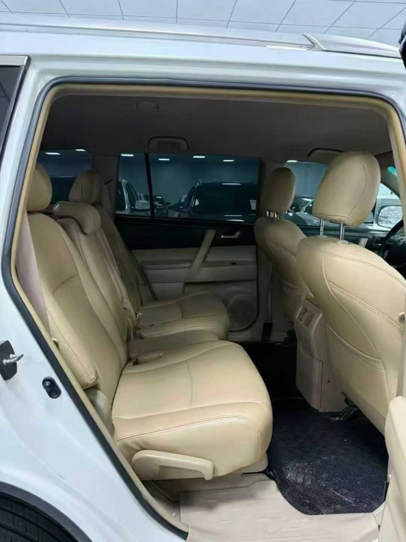 廊坊12年丰田汉兰达8