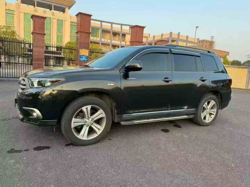 珠海14年丰田汉兰达3