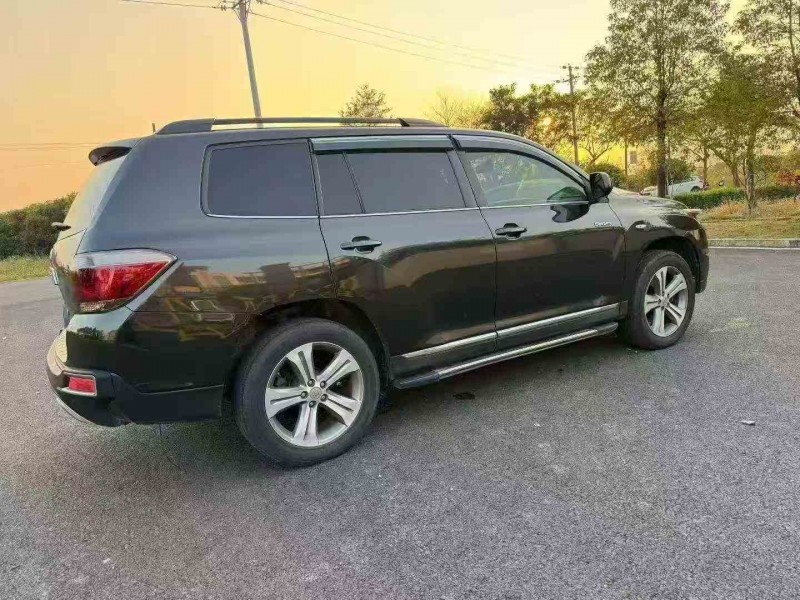 珠海14年丰田汉兰达8