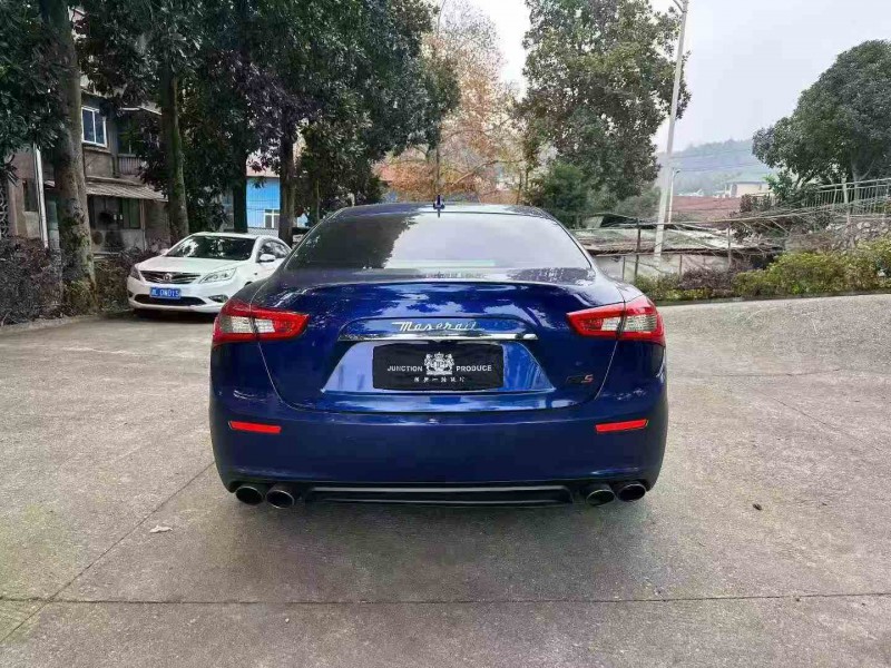 珠海15年玛莎拉蒂Ghibli3