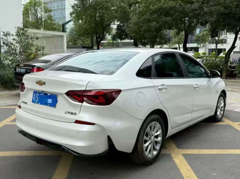 深圳23年雪佛兰科鲁泽8